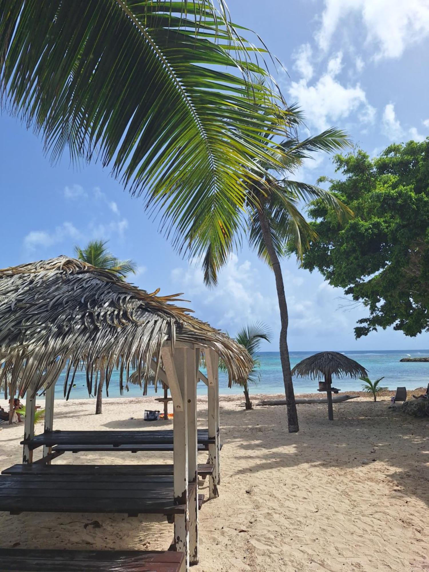 Emeraude Caraibes, Anse Des Rochers * Saint-Francois (Grande-Terre)